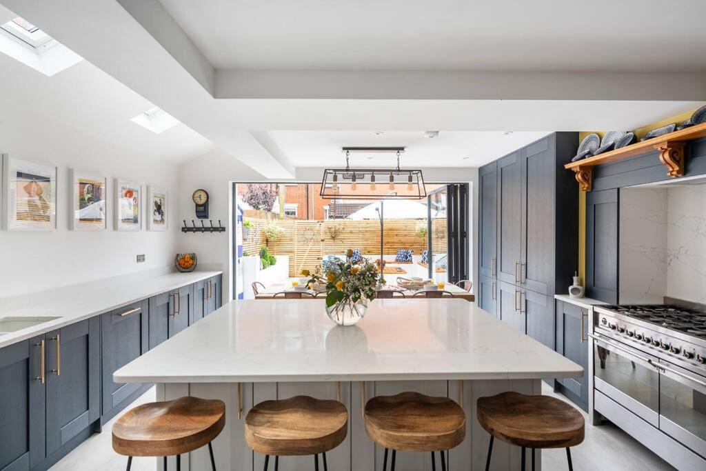 Beautiful Spacious Newly Renovated Holiday home