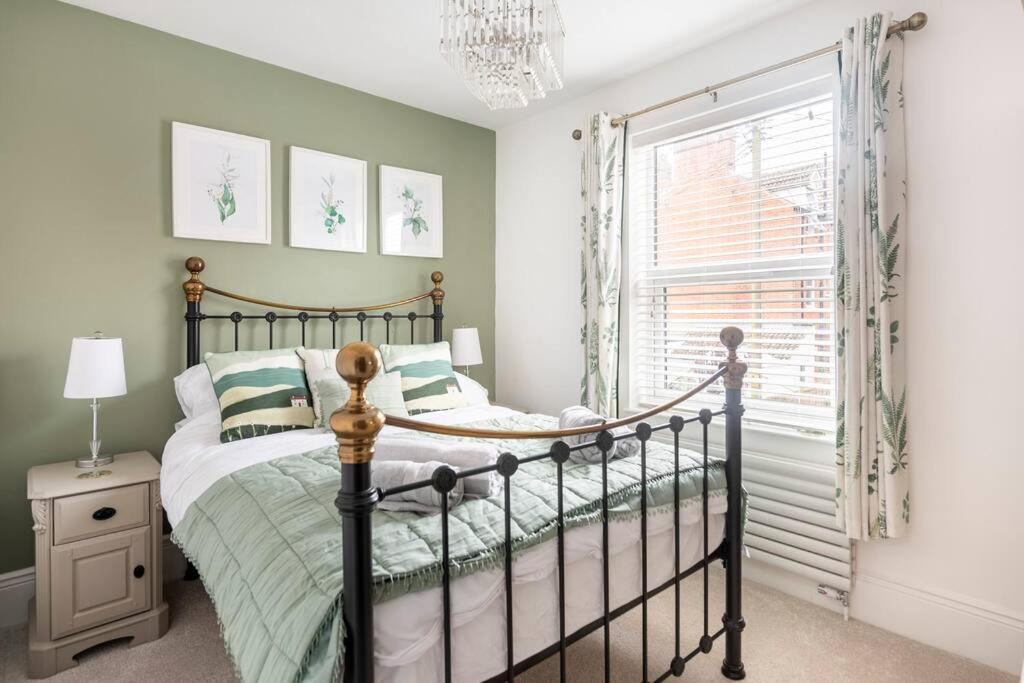 Beautiful Spacious Newly Renovated Holiday home Felixstowe