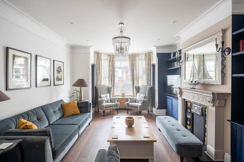Beautiful Spacious Newly Renovated Holiday home Felixstowe