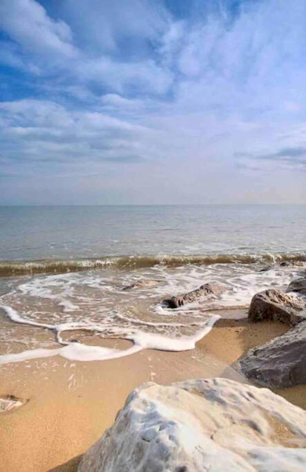 Beautiful Spacious Newly Renovated Holiday home *